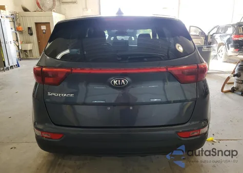2019 Kia Sportage Lx z USA, uszkodzony, nr VIN KNDPMCAC4K7608725